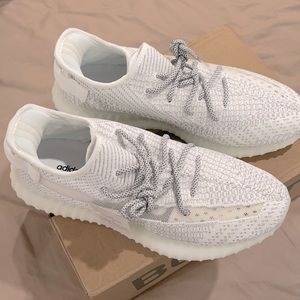 Yeezy Boost 350 V2 Size 11 Men’s